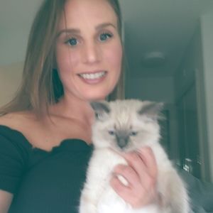 Meet your Posher, Alex